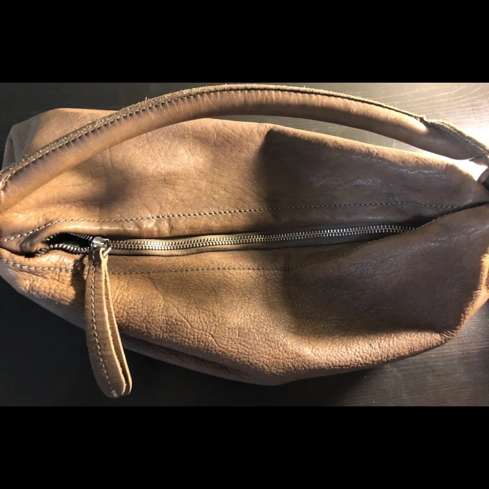 Liebeskind Brown Leather Shoulder Bag - Picture 8 of 8
